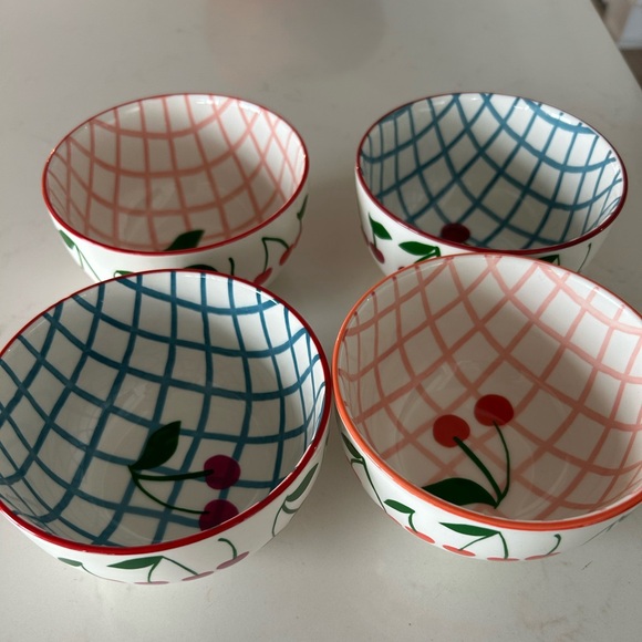 Danica Jubilee Porcelian Cherry Bowl - Picture 2 of 5